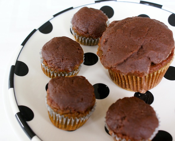 Recipe: Cocoa Butter Cupcakes (SCD/GAPS, Paleo/Primal) post image