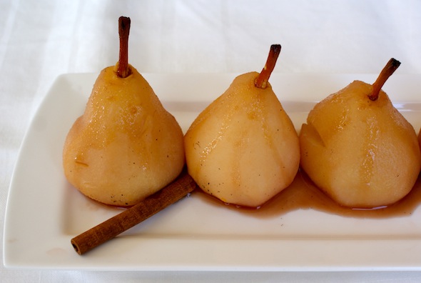 Recipe: Poached Pears in Spiced Syrup post image