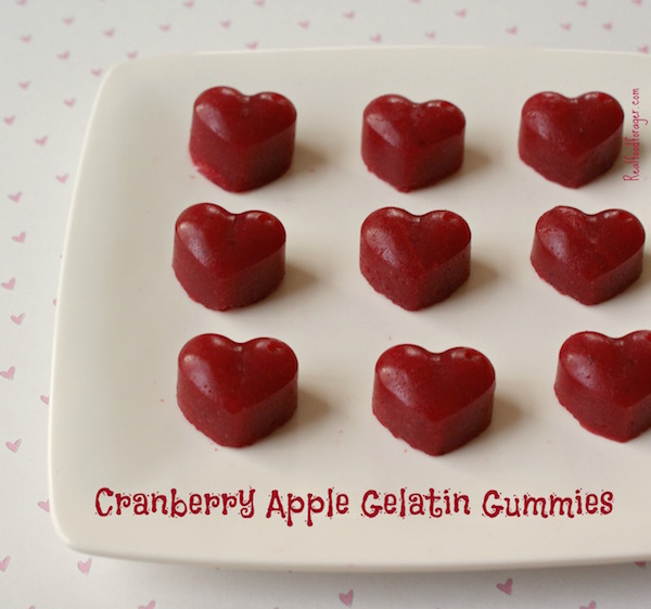 Recipe: Cranberry Apple Gelatin Gummies post image